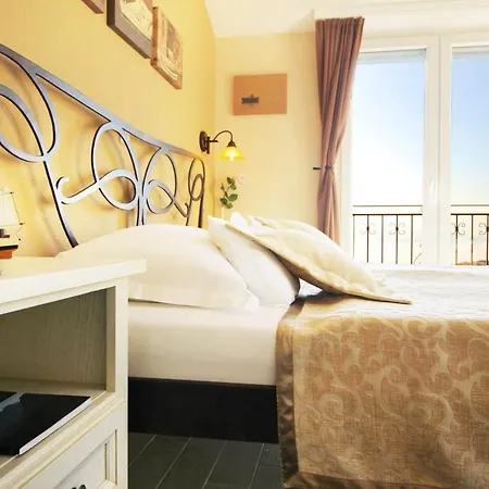 Delightful Split 2 Bedrooms Petite Private Pool And Sauna Vila *