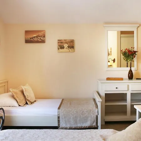 Vila Delightful Split 2 Bedrooms Petite Private Pool And Sauna *