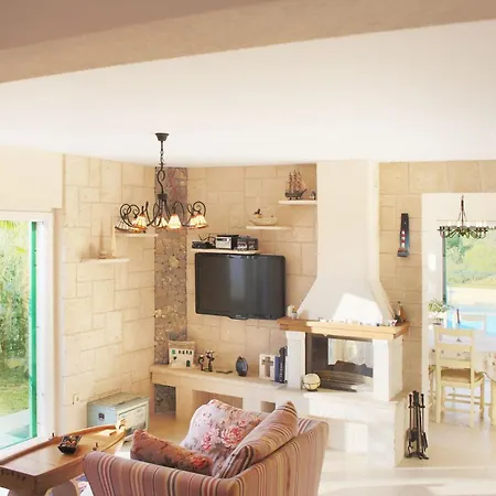 Delightful Split 2 Bedrooms Petite Private Pool And Sauna Vila