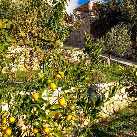 Delightful Split 2 Bedrooms Petite Private Pool And Sauna Willa *